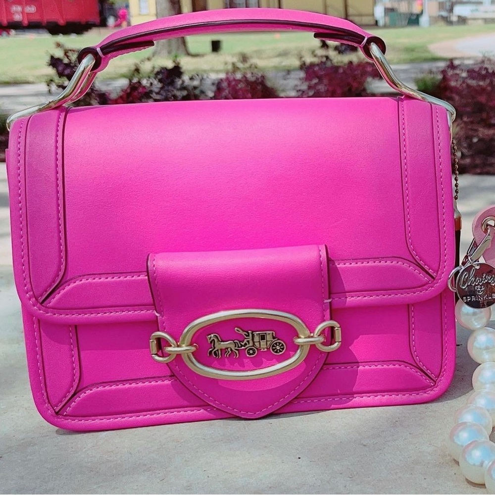 Coach hero bag in color Petunia